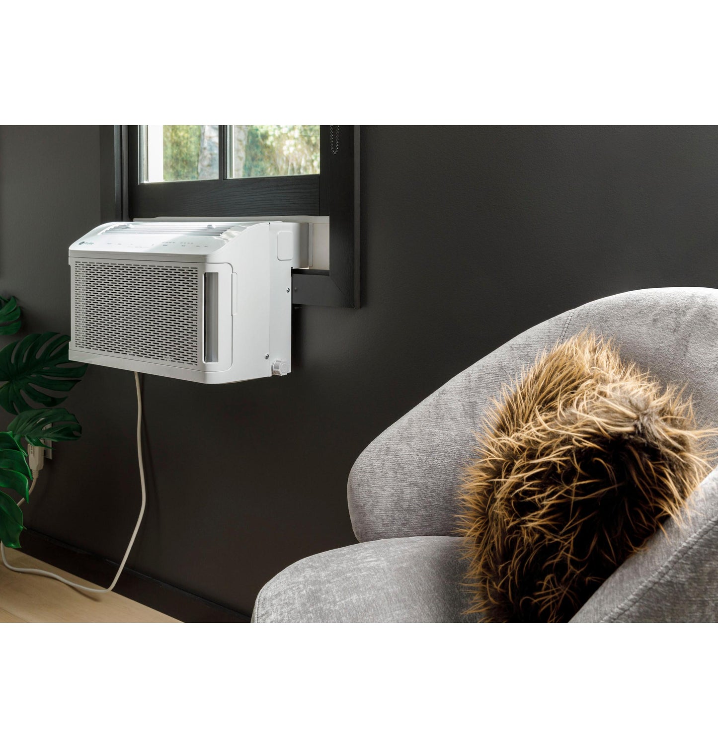AHTT08BC GE Profile ClearView™ 8,300 BTU Smart Ultra Quiet Window Air Conditioner for Medium Rooms up to 350 sq. ft.