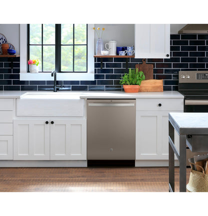 GDT630PMRES GE® ENERGY STAR® Top Control with Plastic Interior Dishwasher with Sanitize Cycle & Dry Boost