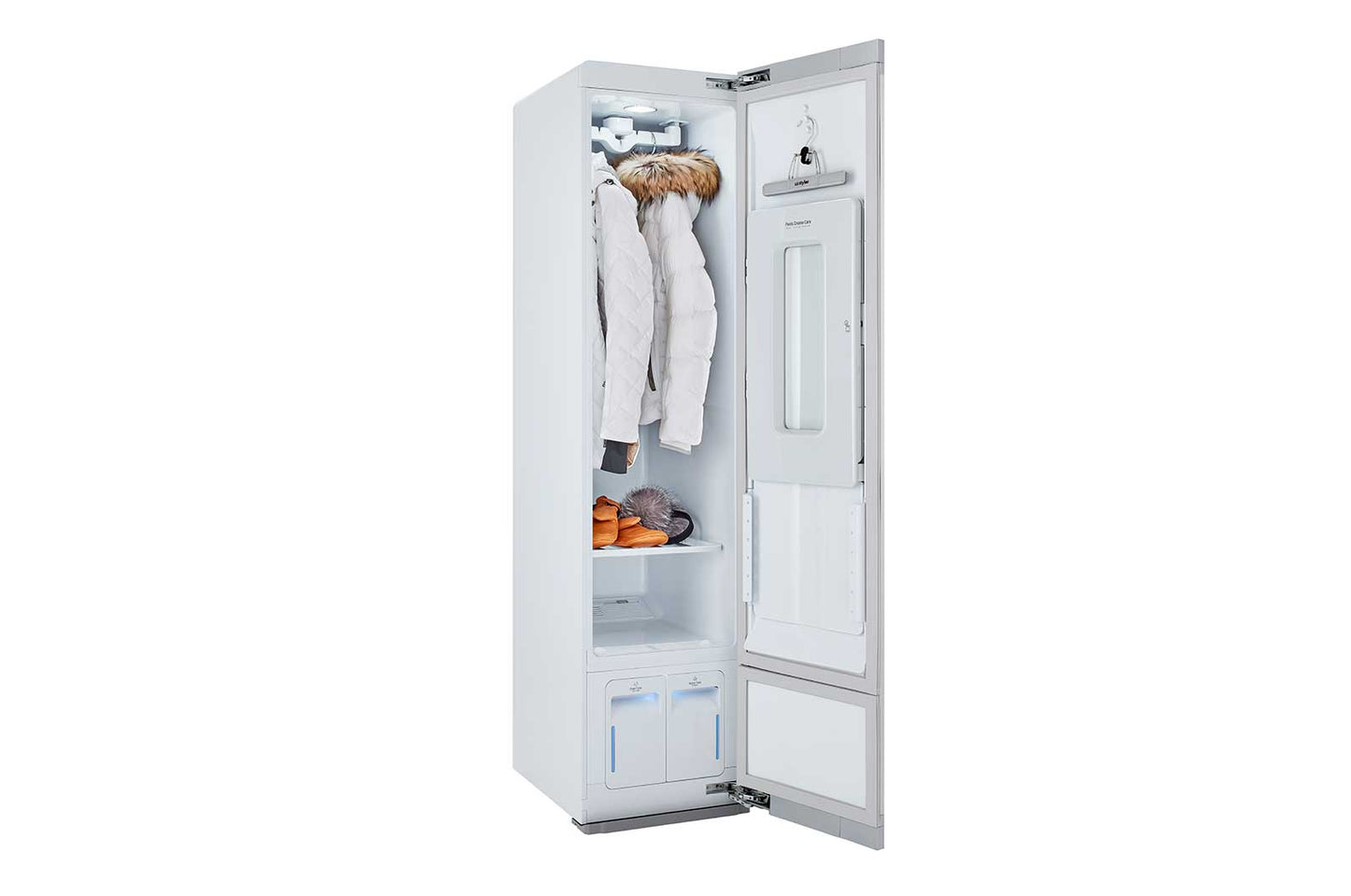 S3WFBN LG Styler® Smart Wi-Fi Enabled Steam Closet with TrueSteam® Technology and Exclusive Moving Hangers