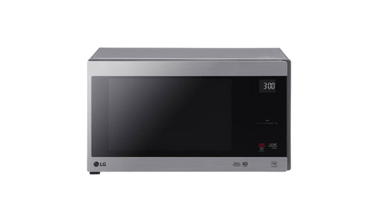 Lg 1.5 cu. ft. NeoChef™ Countertop Microwave with Smart Inverter and EasyClean®