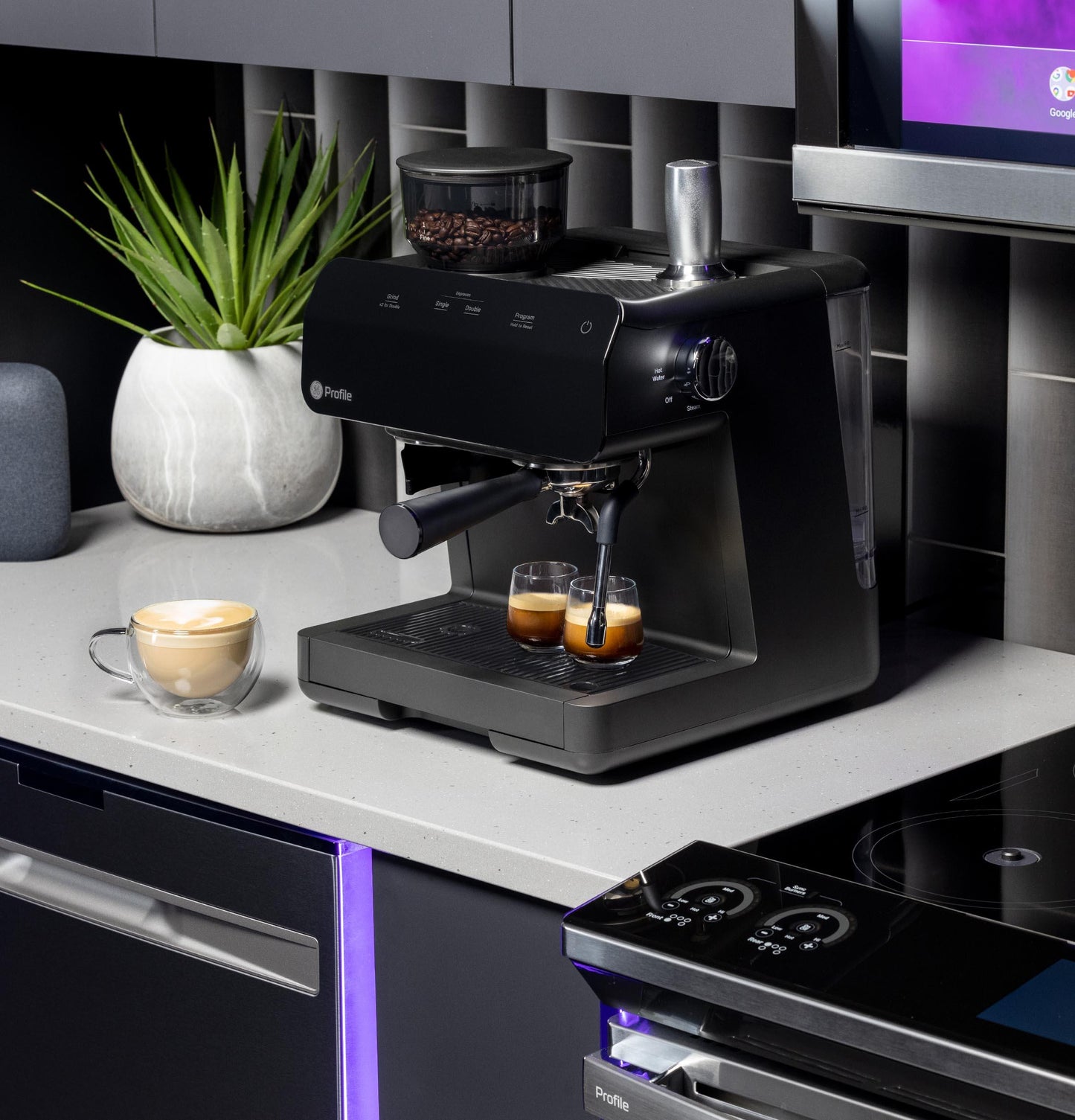 P7CESAS6RBB GE Profile™ Semi Automatic Espresso Machine + Frother