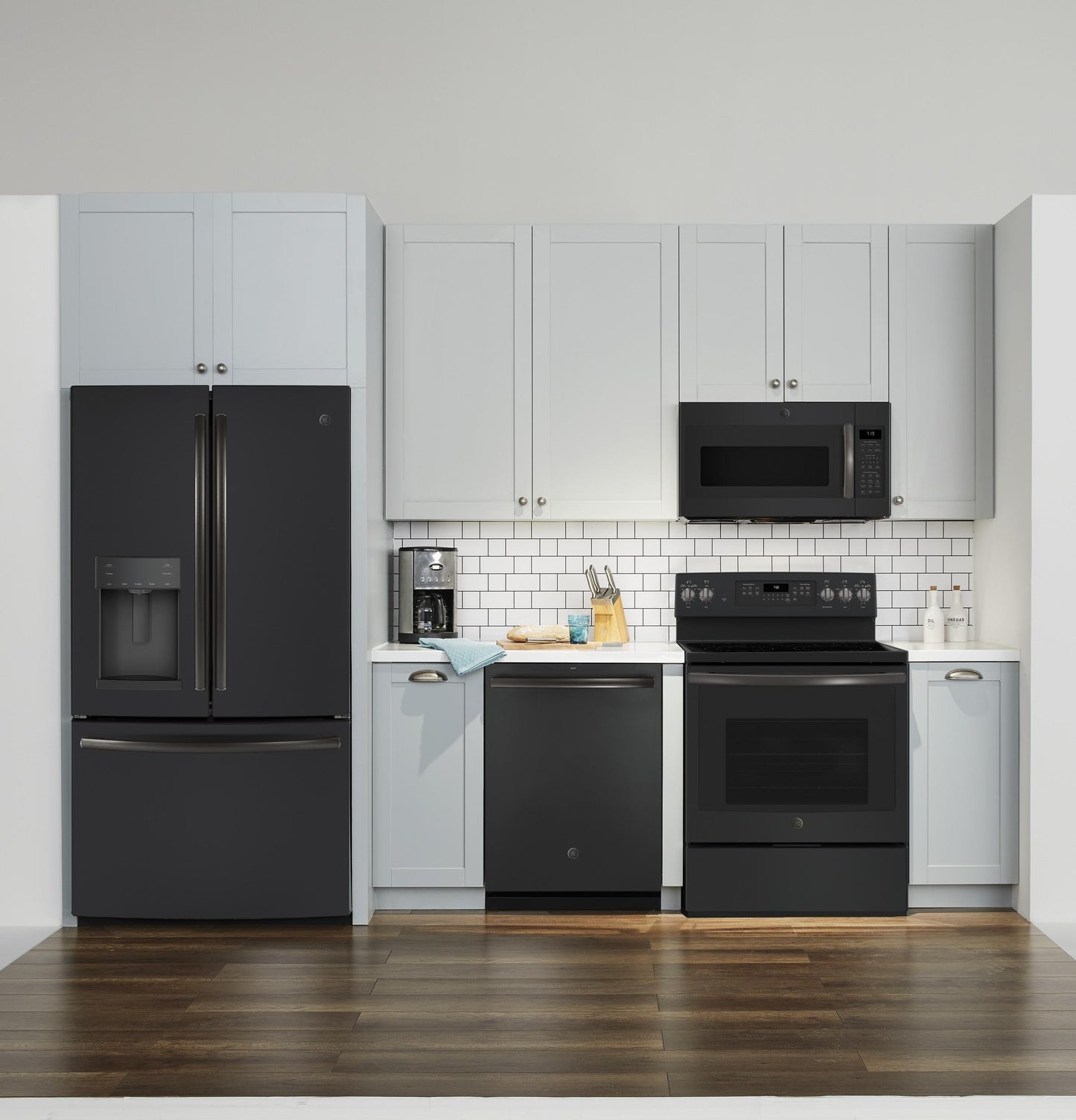 GFD28GELDS GE® 27.7 Cu. Ft. French-Door Refrigerator with Door In Door