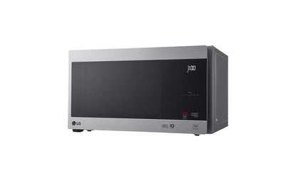 Lg 0.9 cu. ft. NeoChef™ Countertop Microwave with Smart Inverter and EasyClean®