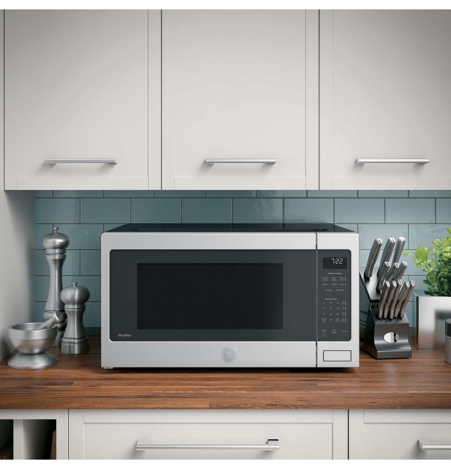 PES7227SLSS GE Profile™ 2.2 Cu. Ft. Countertop Sensor Microwave Oven