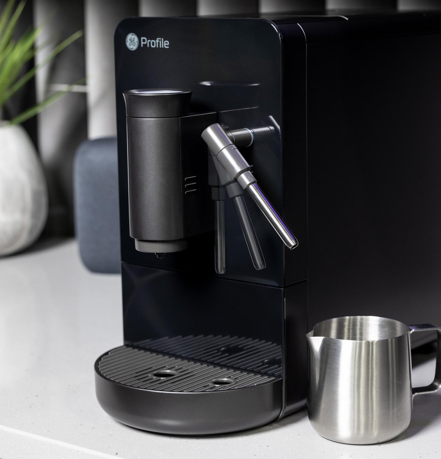 P7CEBBS6RBB GE Profile™ Automatic Espresso Machine + Frother